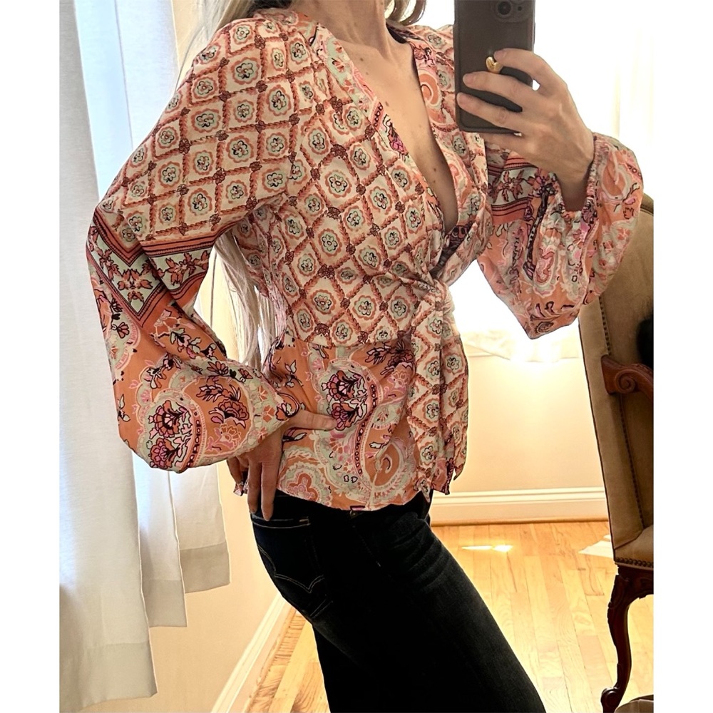Free People Peach Paisley Button Up Tie Front Blouse NWOT Size Small